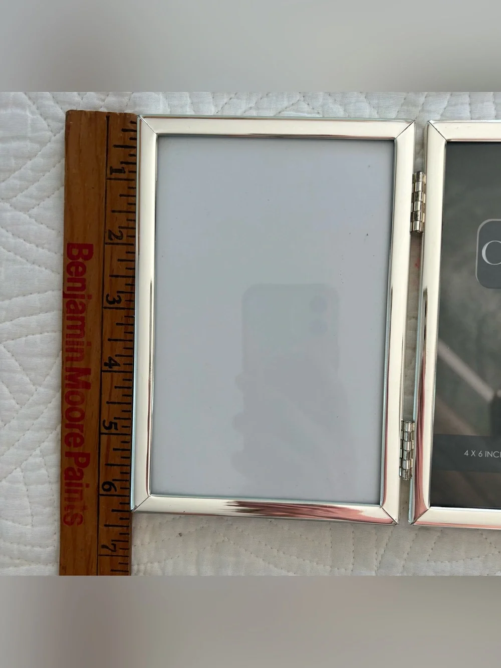 Silver Double Hinged Photo Frame  4x6